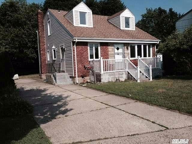 2nd image of 85 Morgan St