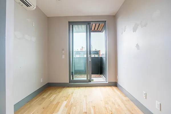 Rented by Commercial Capital Resources INC | media 56