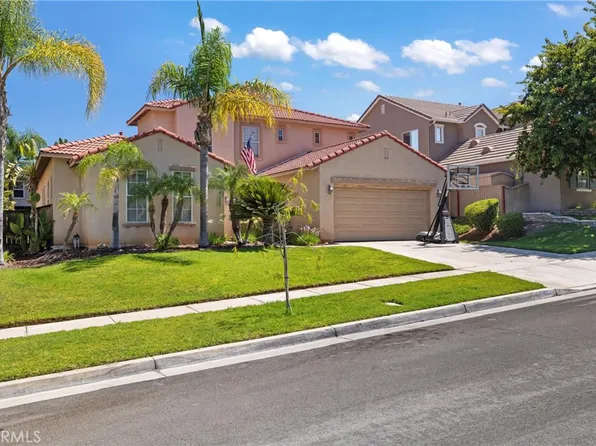 857 Feather Peak Dr, Corona, CA 92882