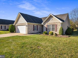 114 Spanish Oak Rd, Stephens City, VA 22655