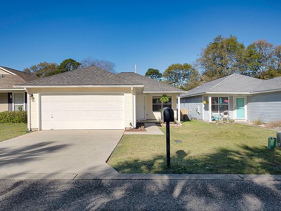 2nd image of 2763 Bay Club Dr