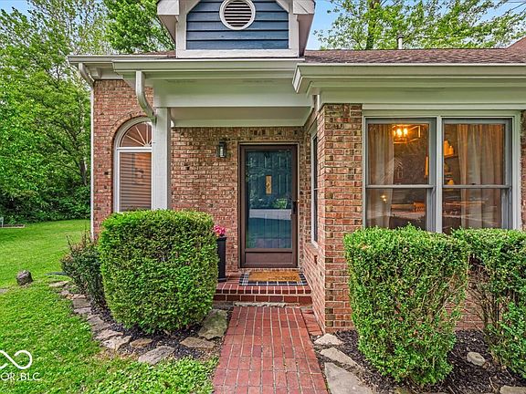4th image of 5558 Spicebush Dr