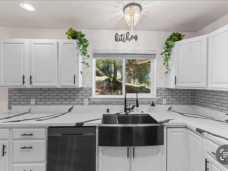 21723 E Hacienda Dr — Photo 11