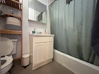 Rented by Lang Realty LLC