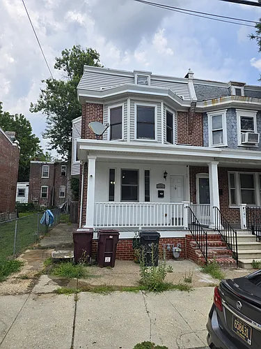 103 W 29th St Photo 1
