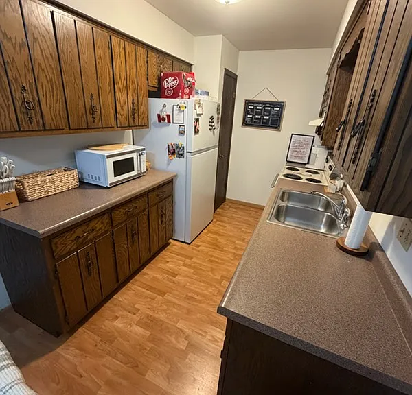 220 Morgan Ct #COURT1C — Photo 6