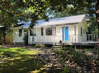 100 Westview Dr, Carrboro, NC 27510