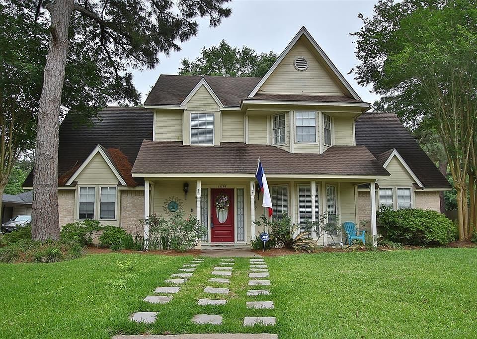 1st image of 18207 Harrow Hill Dr