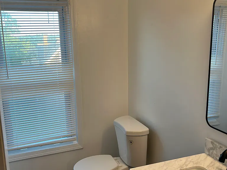 138 Highland Ave #4 — Photo 10