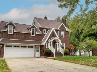 217 Lowell Rd, Buffalo, NY 14217