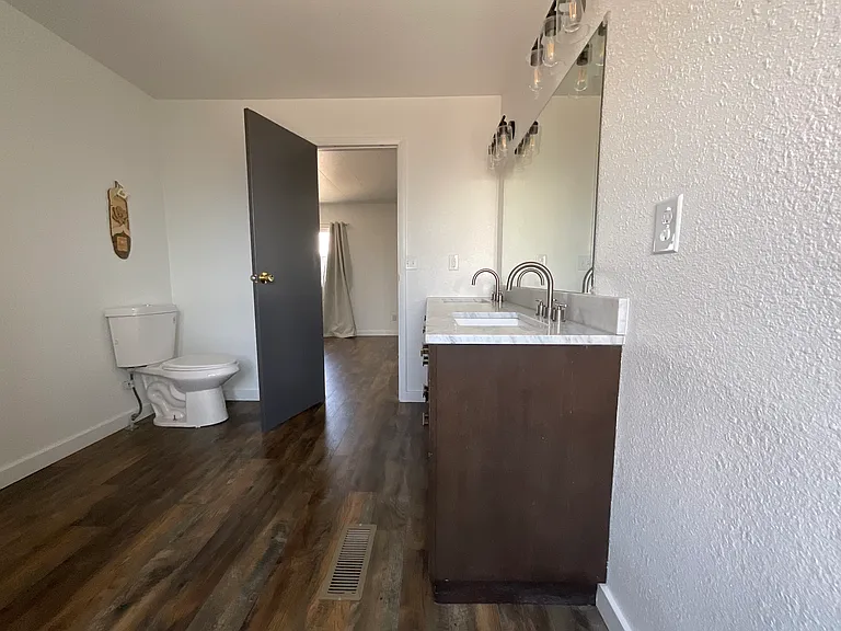 1628 Bluebonnet Blvd — Photo 38