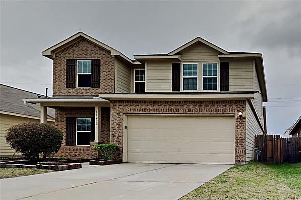 1st image of 2119 Cherryvale Dr