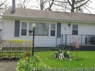 1107 Timber Dr, Mahomet, IL 61853