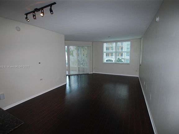 2nd image of 806 Windward Way #206