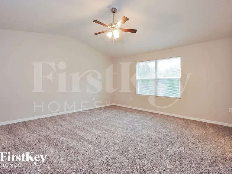 111 Pine Circle Dr — Photo 7