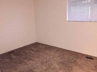 1260 Florence Ave APT B, Pekin, IL 61554