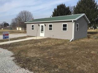 109 N Adams St APT C, Washburn, IL 61570