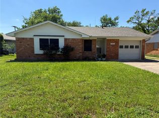 1413 Broadmoor Dr, Bryan, TX 77802