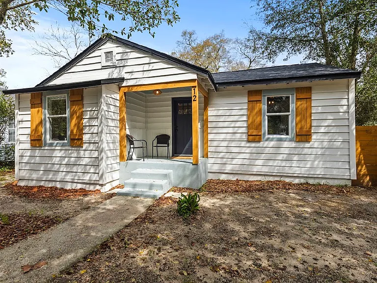 12 N Runyan St — Photo 1