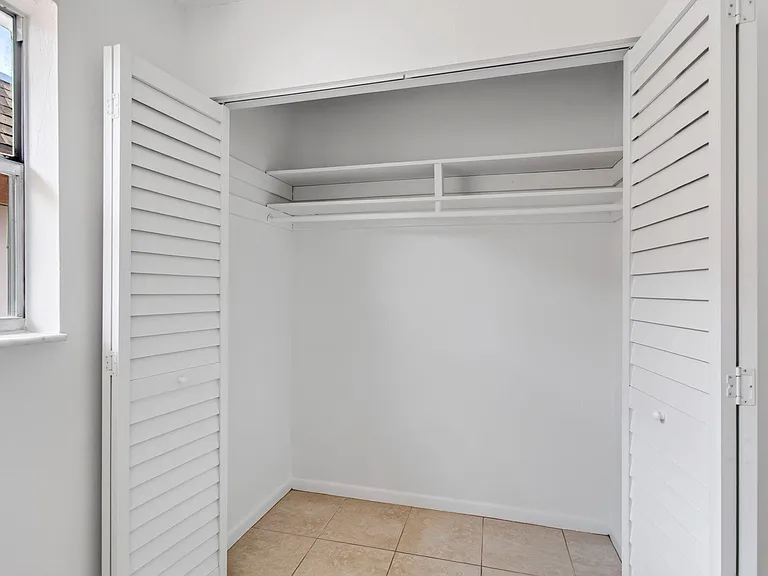 450 SW 2nd Ave #205 — Photo 26