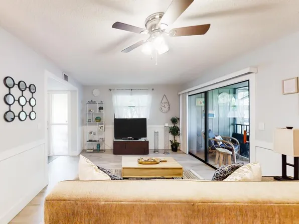 2 Tarragona Ct, Saint Augustine, FL 32086