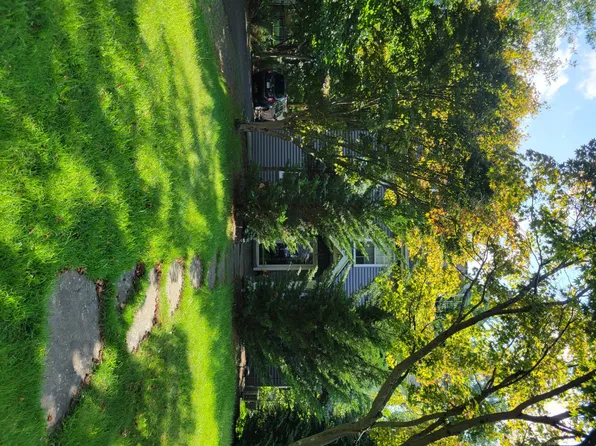 85 Hillside Ave, Suffern, NY 10901