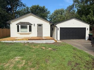 3016 S 43rd St, Omaha, NE 68105
