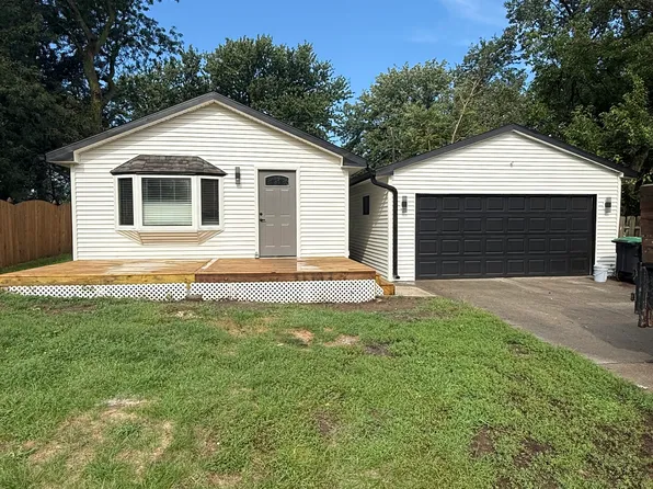 3016 S 43rd St, Omaha, NE 68105