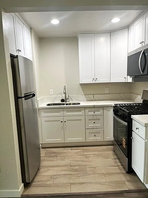 1 bed, 550 sqft, $1,850 — Photo 1
