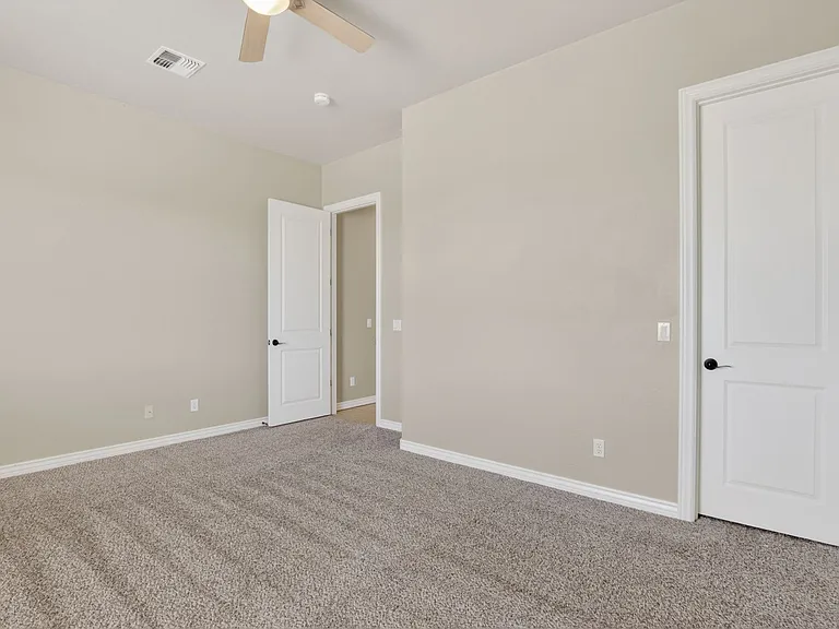 5317 E Lonesome Dove Trl — Photo 39