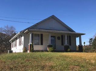 727 Stultz Rd, Martinsville, VA 24112