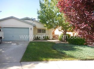 529 Bloomfield Meadows Dr NE, Rio Rancho, NM 87144