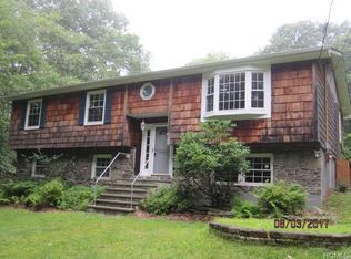 165 Boehmler Rd, Sparrowbush, NY 12780