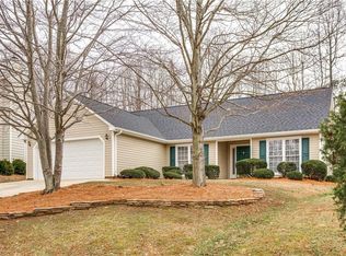 3123 Southampton Dr, Jamestown, NC 27282