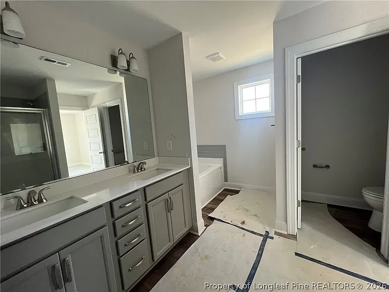 229 Brickendon Ln #324 — Photo 13