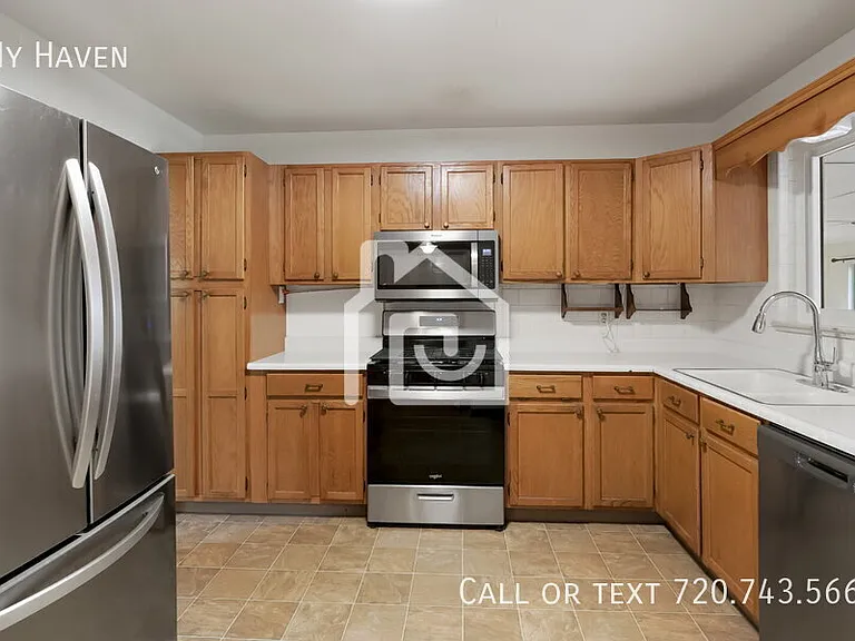4410 Teller St — Photo 6