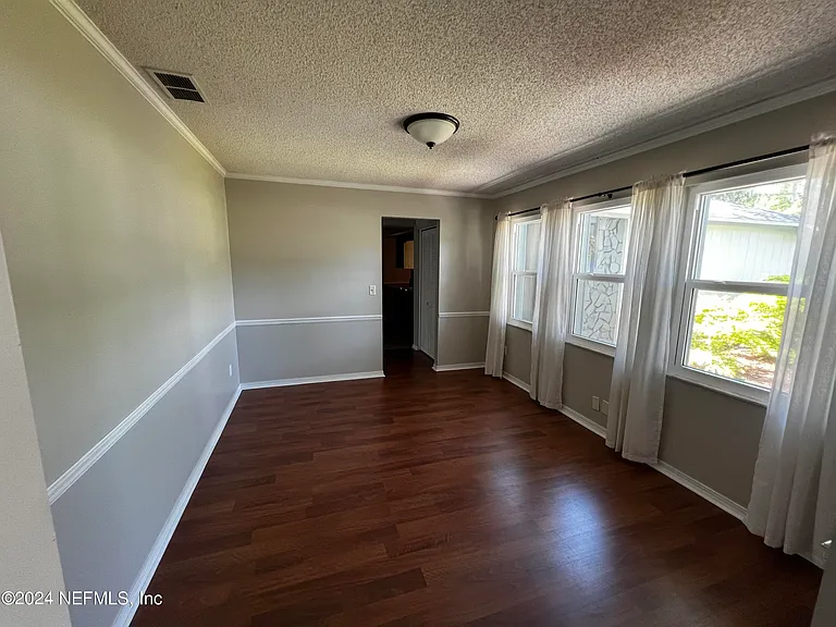 6137 Island Forest Dr — Photo 13