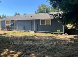 9119 Rainbow Ln #A, Sedro Woolley, WA 98284