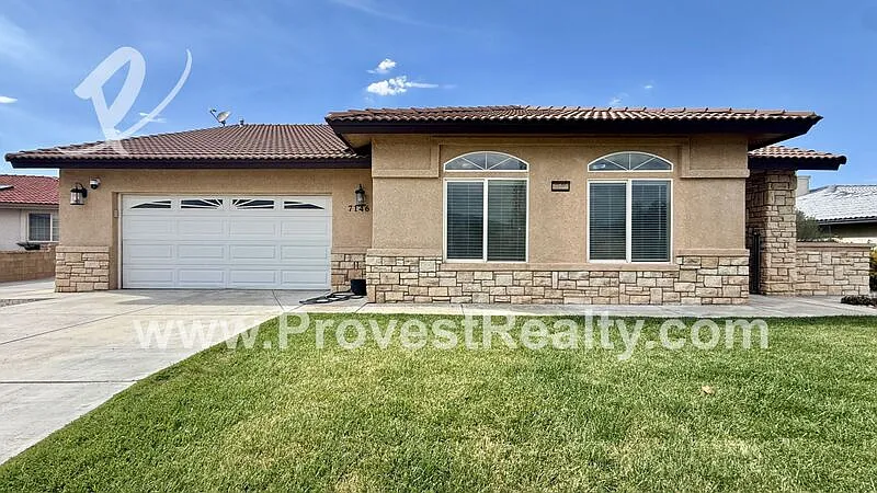 3 bed, 2.0 bath, 2133 sqft, $2,750 — Photo 3