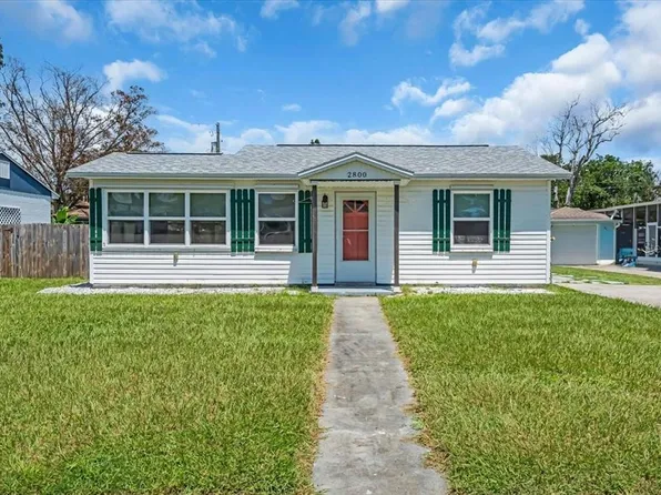 2800 47th St S, Gulfport, FL 33711