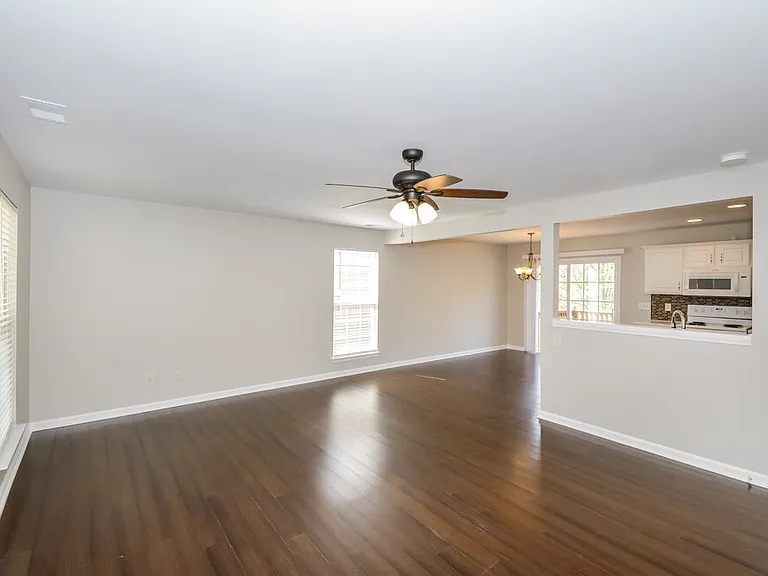 7879 Rainey Dr — Photo 4
