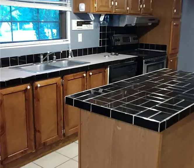 330 McClain Dr — Photo 6