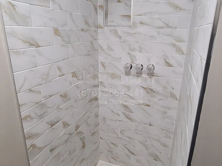 2242 Lawson Way — Photo 9