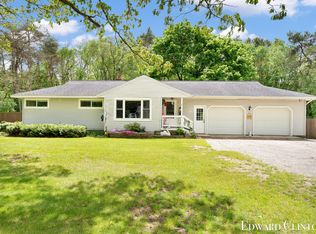 50 Fifteen Mile Rd NW, Sparta, MI 49345