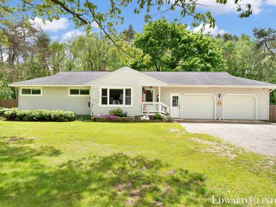50 Fifteen Mile Rd NW, Sparta, MI, 49345
