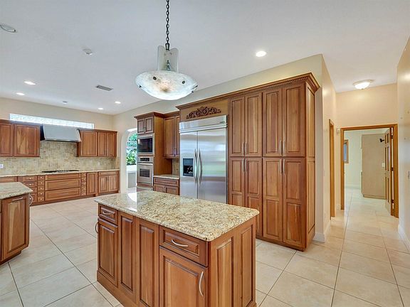 5th image of 4529 S Indian River Dr