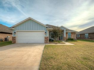 1730 Huntington Ct, Newcastle, OK 73065