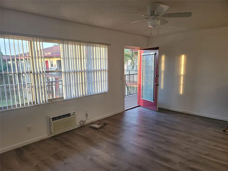 151 SW 134th Way #312N — Photo 9
