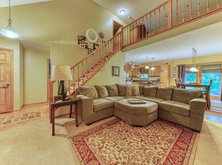 29011 Kramer Dr, Waterford, WI 53185