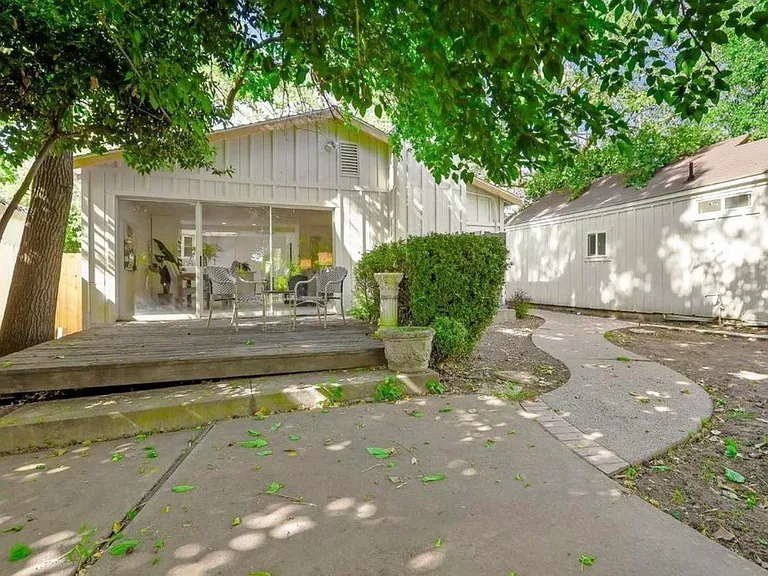 7576 Walnut Dr — Photo 6